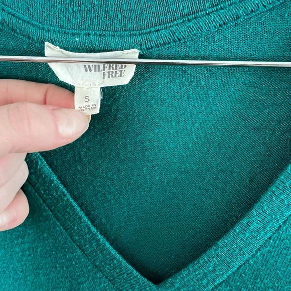 Aritzia Wilfred Free Oversized Turquoise Knit tunic - Picture 2 of 4